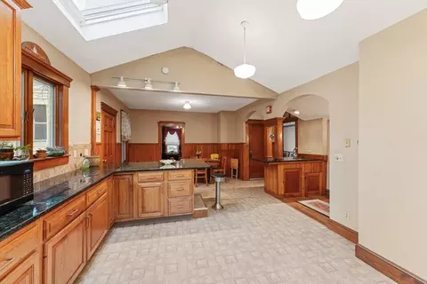 Entry Way - 197 Avenue C, Woonsocket, RI 02895 photo 1 of 3