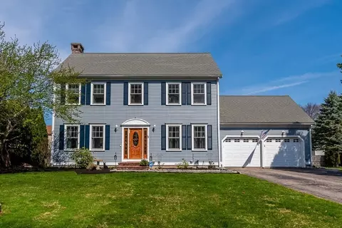 11 Autumn St, Norwood, MA 02062