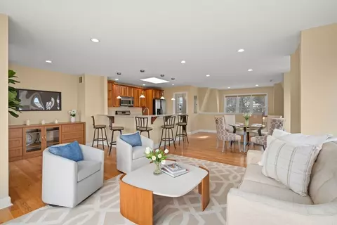 204 Hesperus Ave #3, Gloucester, MA 01930