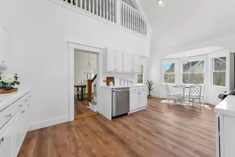 689 Main St, Barnstable, MA 02635 photo 11