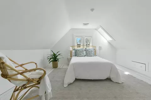 689 Main St, Barnstable, MA 02635 photo 22