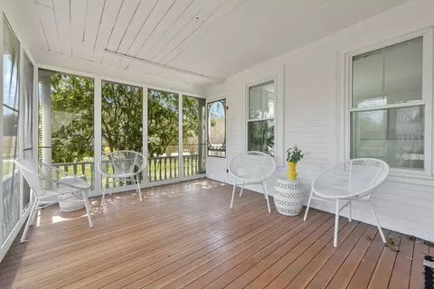 689 Main St, Barnstable, MA 02635 photo 6