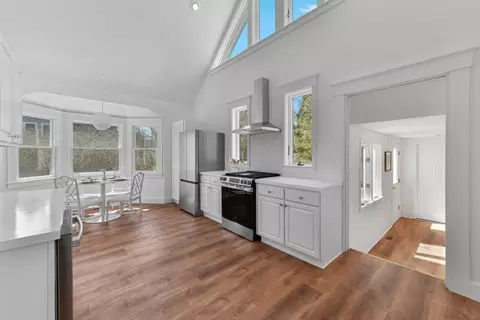 689 Main St, Barnstable, MA 02635 photo 10