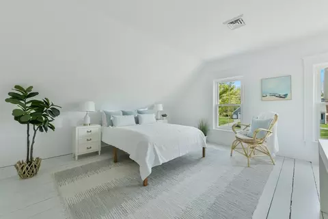 689 Main St, Barnstable, MA 02635 photo 18