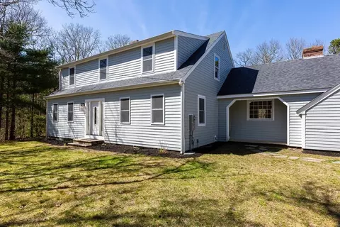 148 Hollow Rd, Barnstable, MA 02635