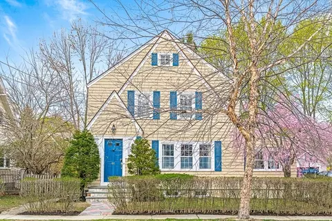 44 Forest St, Winchester, MA 01890