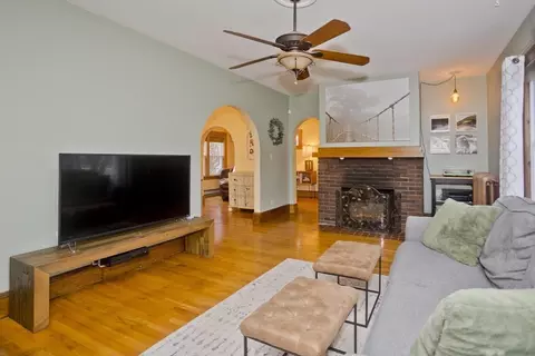 33 Gillette Ave, Springfield, MA 01118 photo 13