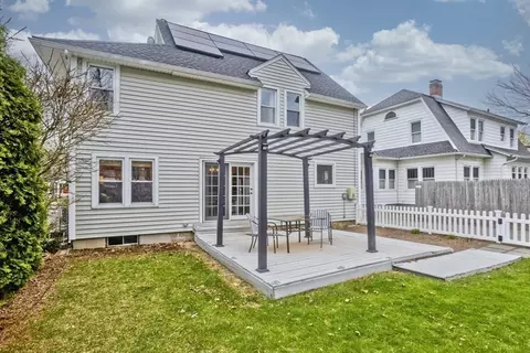 33 Gillette Ave, Springfield, MA 01118 photo 32