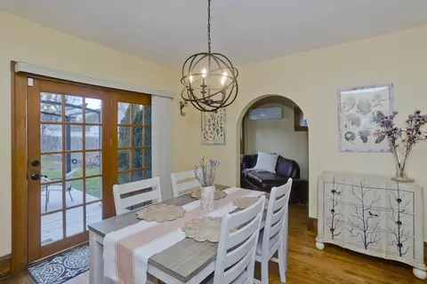 33 Gillette Ave, Springfield, MA 01118 photo 6