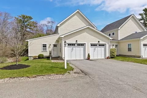 590 Washington St #5, Pembroke, MA 02359
