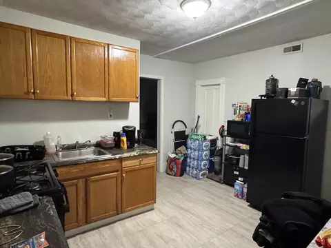 30-32 Montgomery St, Springfield, MA 01151 photo 10