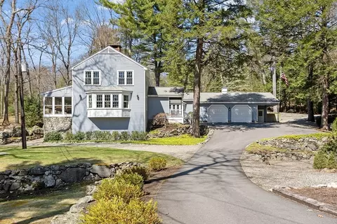 26 Fort Pond Rd, Acton, MA 01720