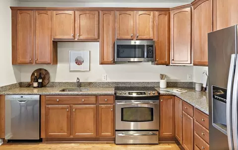 107 Clocktower Dr #303, Waltham, MA 02452 photo 6