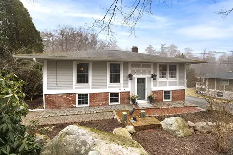 403 Western Ave, Gloucester, MA 01930