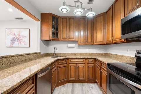 35 Eldridge #202, Boston, MA 02130 photo 10