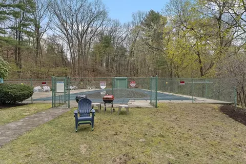 Exterior - 3 Summit Dr #67, Reading, MA 01867 photo 3 of 3