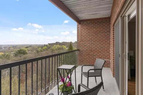 Exterior - 3 Summit Dr #67, Reading, MA 01867 photo 1 of 3
