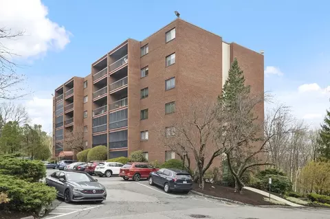 Exterior - 3 Summit Dr #67, Reading, MA 01867 photo 2 of 3