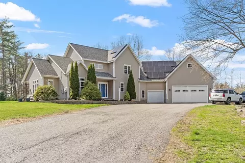 108 Goodrich St, Lunenburg, MA 01462
