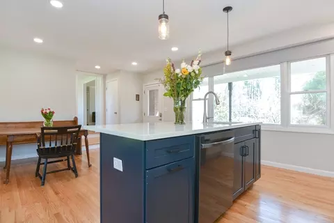 41 Flint Rd, Acton, MA 01720 photo 5