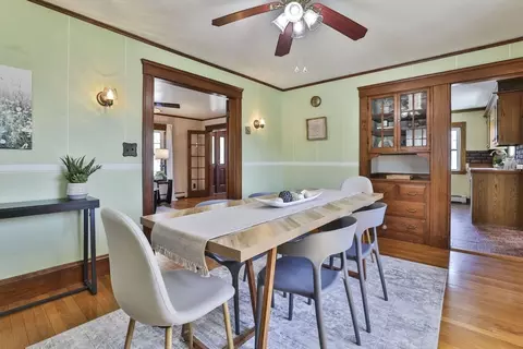 Dining - 18 Eastern Ave, Wakefield, MA 01880 photo 3 of 5