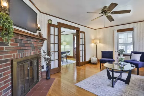Living - 18 Eastern Ave, Wakefield, MA 01880 photo 1 of 2