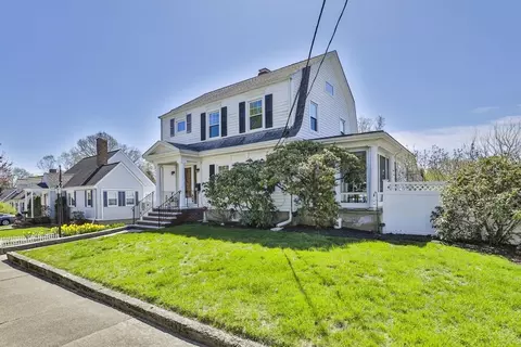 Exterior - 18 Eastern Ave, Wakefield, MA 01880 photo 5 of 7