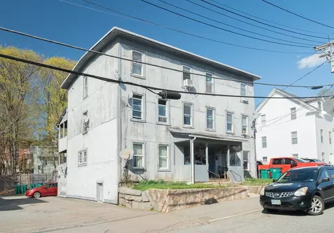 132-134 Green St, Fitchburg, MA 01420