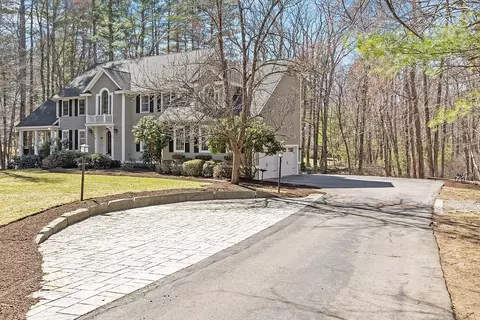 Exterior - 142 Pope Rd, Acton, MA 01720 photo 10 of 11