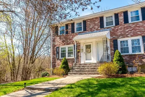 43 Clough Rd #43, Dedham, MA 02026