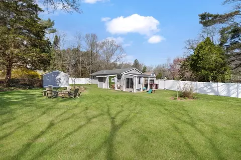 8 Whelden Ln, Acushnet, MA 02743 photo 7