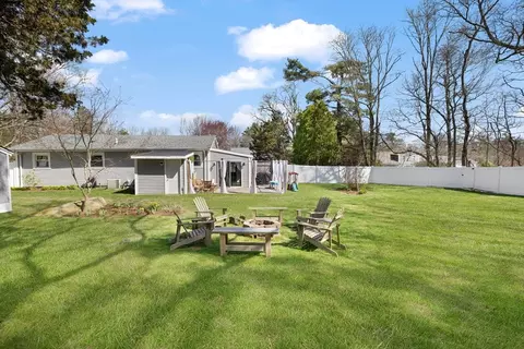 8 Whelden Ln, Acushnet, MA 02743 photo 8