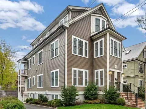 96 Beals St #1, Brookline, MA 02446