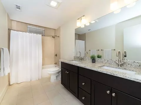 Bath - 96 Beals St #1, Brookline, MA 02446 photo 3 of 3