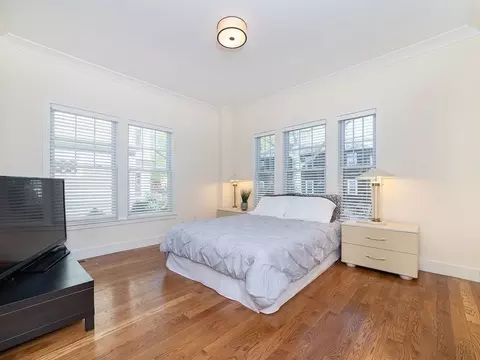 Bedroom - 96 Beals St #1, Brookline, MA 02446 photo 2 of 4