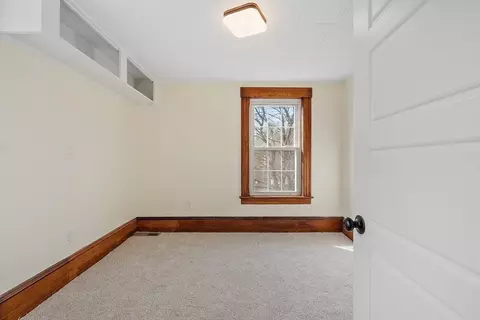 Bedroom - 58 Arthur Ave, Athol, MA 01331 photo 3 of 3