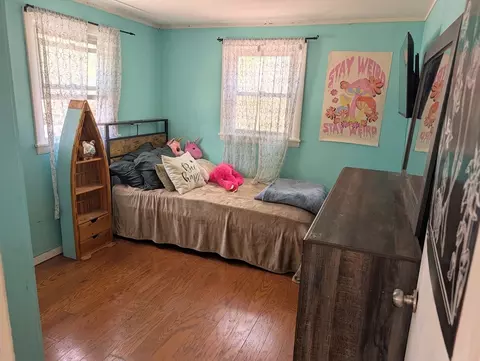 Bedroom - 115 Lake Ave, Wareham, MA 02538 photo 3 of 3