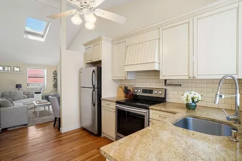 247 Bunker Hill St #D, Boston, MA 02129