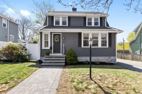 182 William St, Stoneham, MA 02180