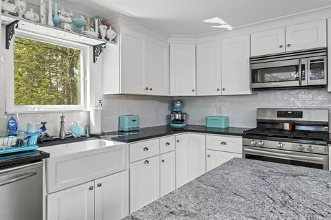 Kitchen - 21 Reading Ter, Reading, MA 01867 photo 2 of 3