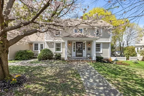 20 Seneca Rd, Winchester, MA 01890