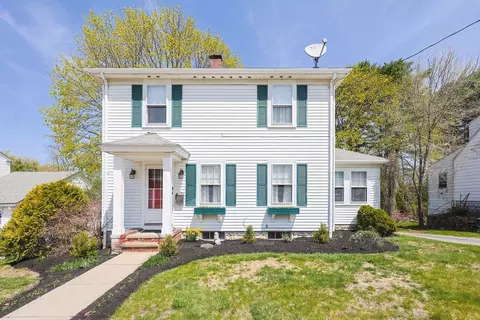 26 Marywood St, Uxbridge, MA 01569