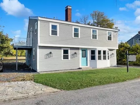 38 Mill St, Dennis, MA 02639