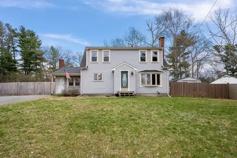 90 West St, Pembroke, MA 02359