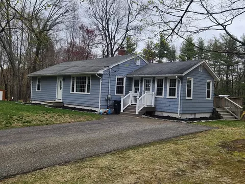 85 North St, Jefferson, MA 01522