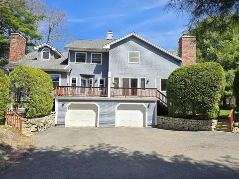 212 Arrowhead Cir #212, Ashland, MA 01721