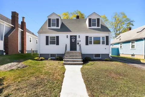 Exterior - 363 Central St, Saugus, MA 01906 photo 5 of 5