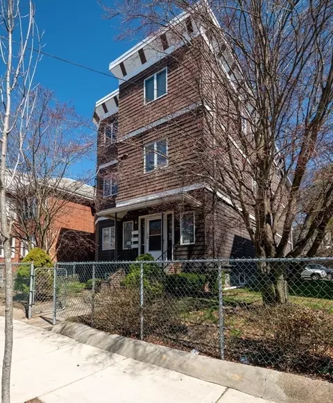 Exterior - 110-112 Nichols St, Everett, MA 02149 photo 3 of 15