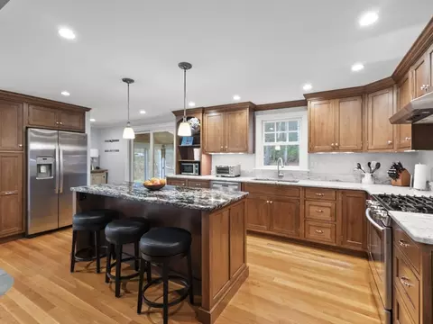 42 Old Jacobs Rd, Georgetown, MA 01833 photo 8