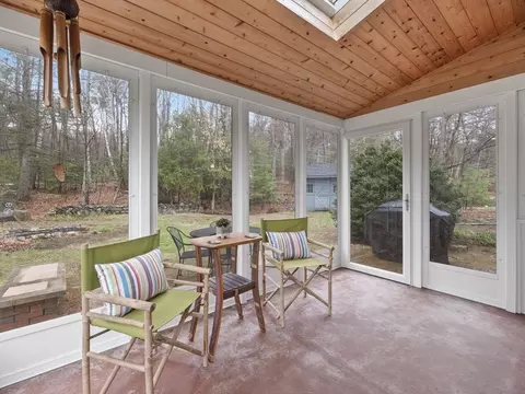 42 Old Jacobs Rd, Georgetown, MA 01833 photo 12